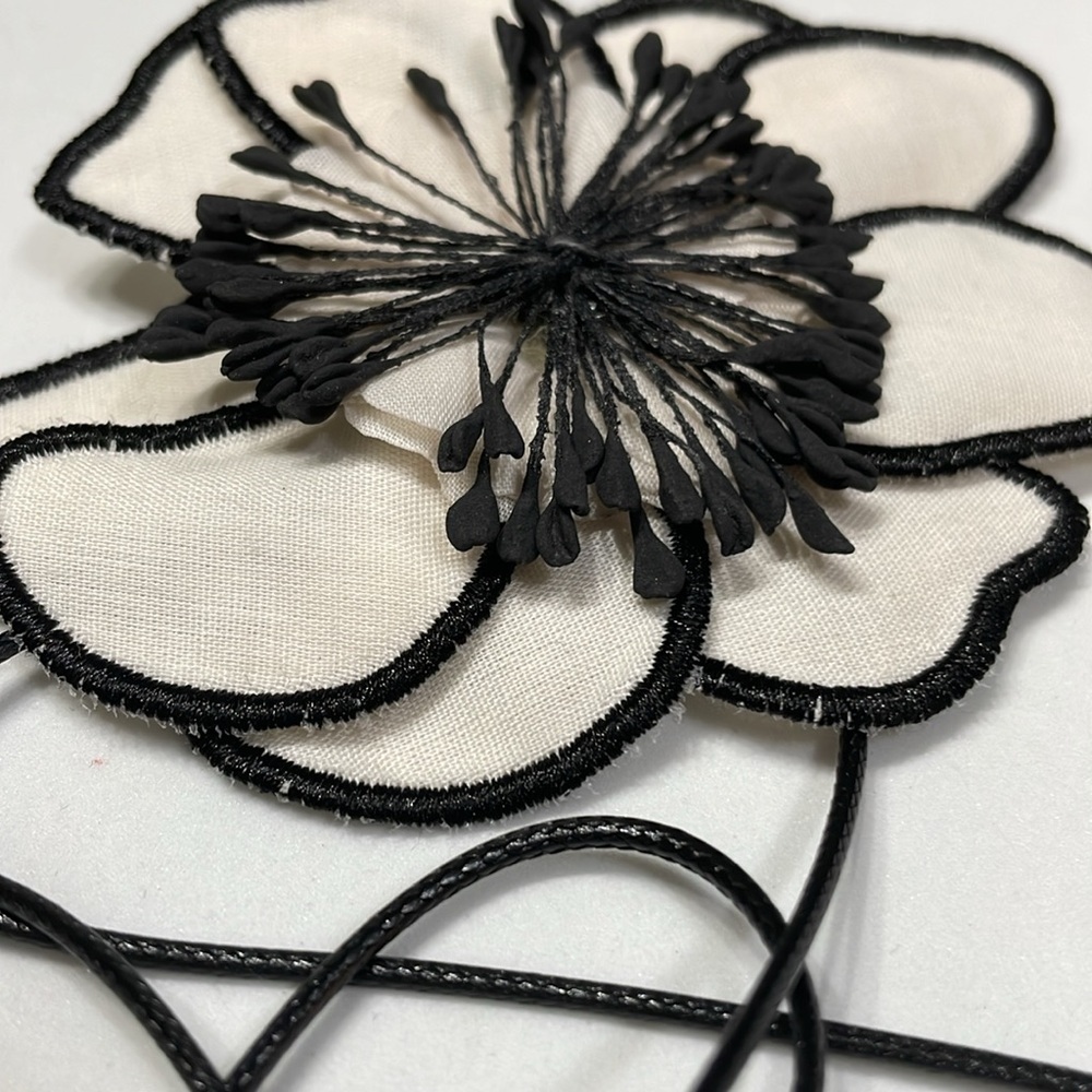 Zara White And Black Fabric Flower Wrap Necklace - Picture 7 of 16